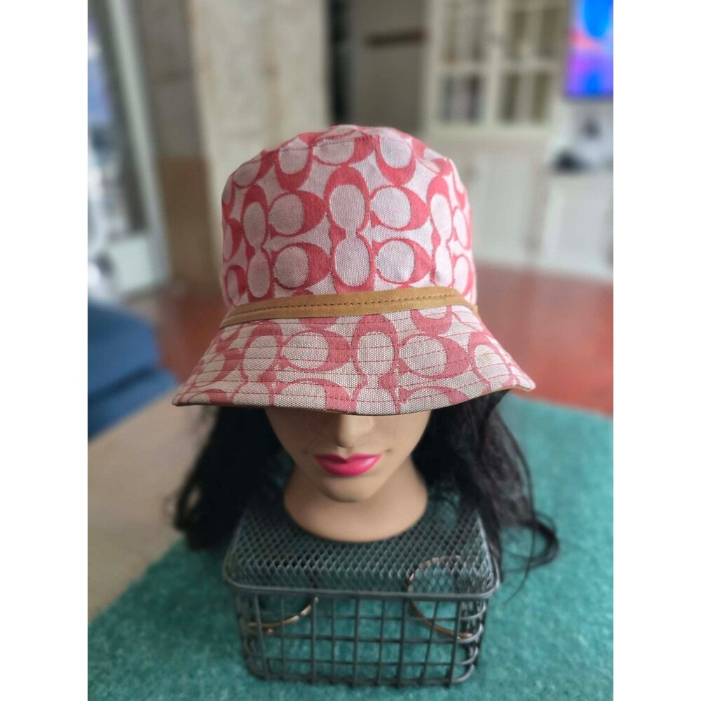 Vintage signature coach bucket hat - Picture 2 of 9